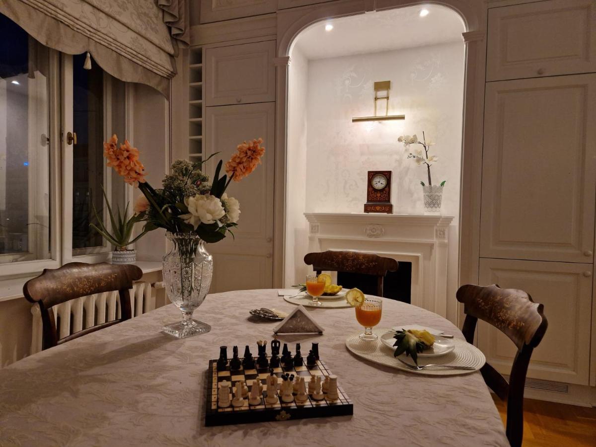 Luxury Living Kopernik Apartment Варшава Екстериор снимка
